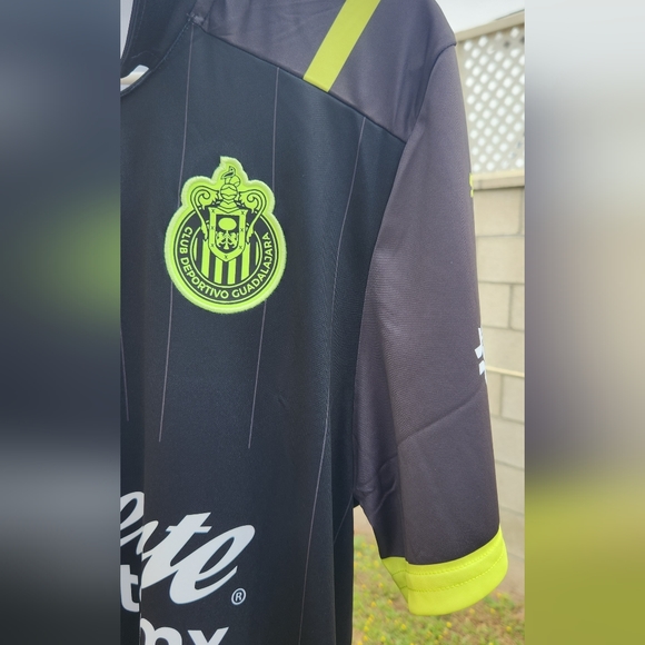 Men’s CHIVAS 21/22 AWAY JERSEY BY PUMA Size L - Picture 6 of 7